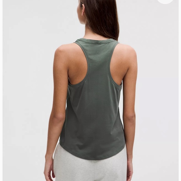 Lululemon women’s love tank top green - Picture 2 of 5